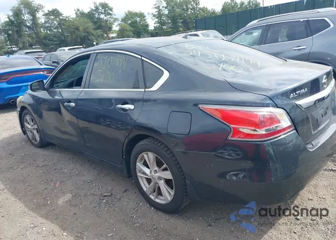 2015 Nissan Altima 2.5 Sv from USA, damaged, VIN 1N4AL3AP4FC171968